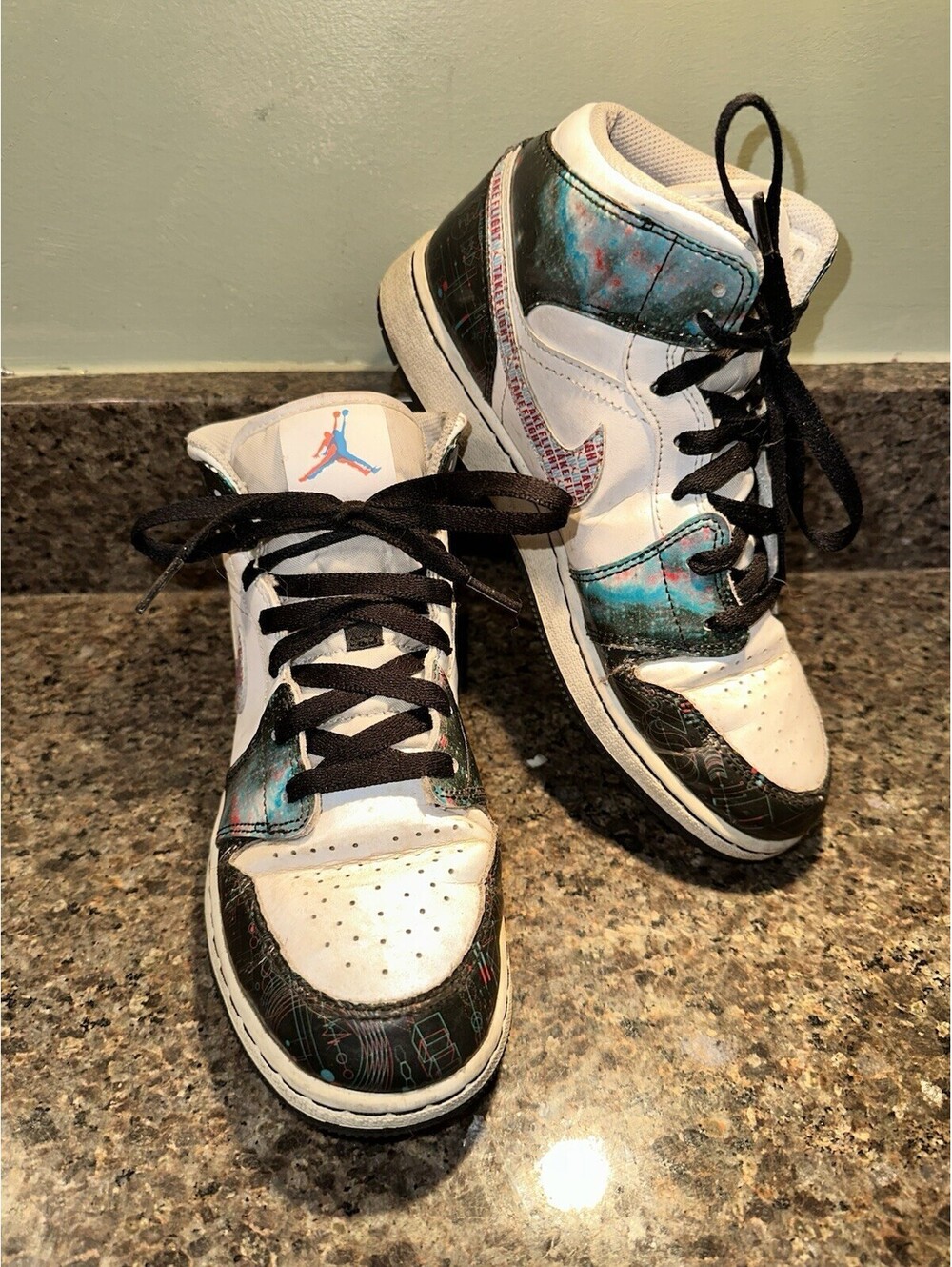 Nike Air Jordan 1 Mid SE GS 3D Take Flight Size 6.5Y Women 8 White BQ6931-114